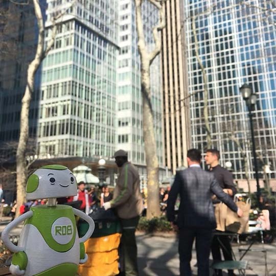Rob Sparke - Awesome weather in Bryant Park today. #whereisrobsparke